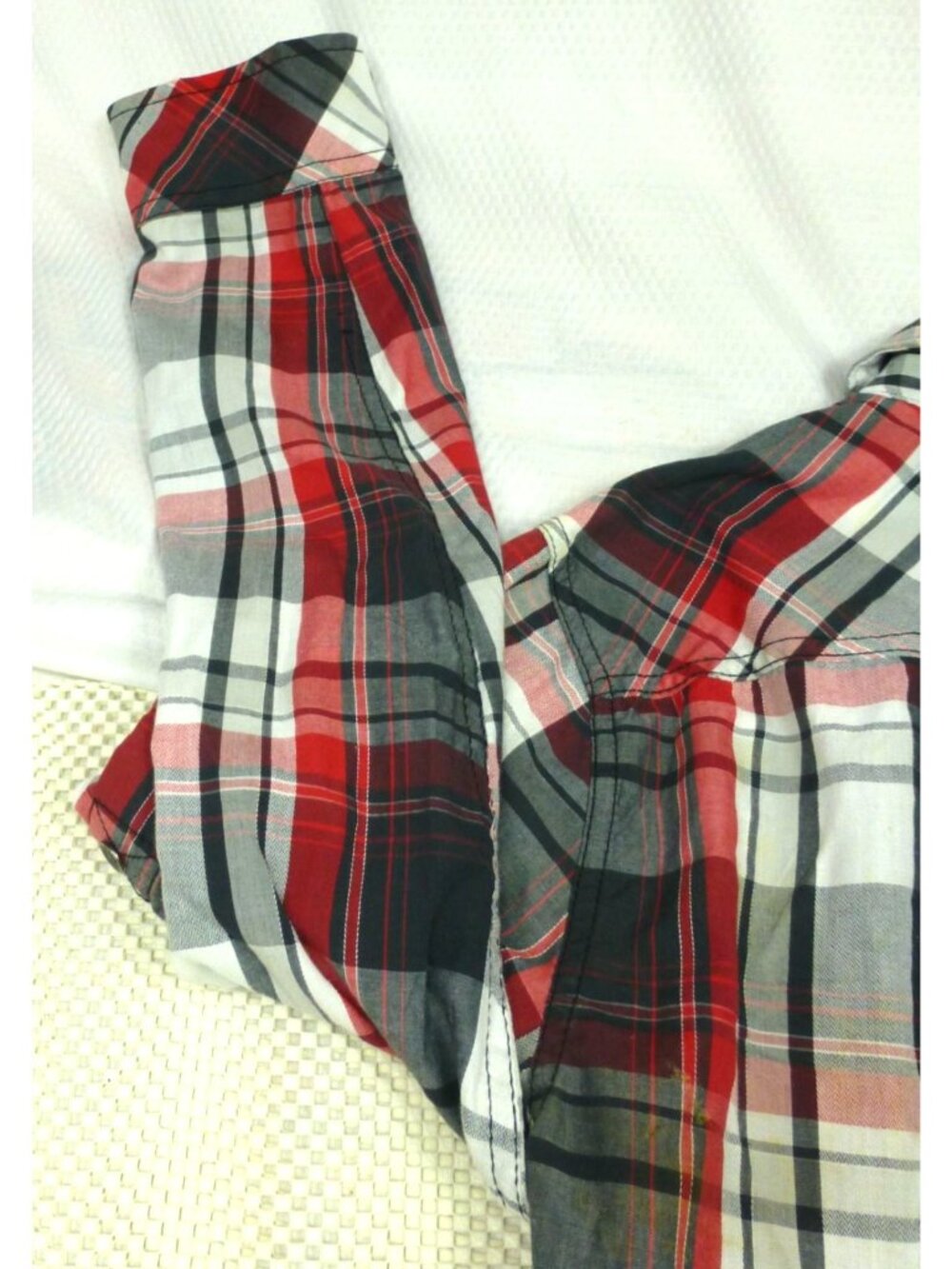 Rock & Republic Mens Red & Black Plaid Button-Up Long Sleeve Shirt Easy-Care Fab - Picture 12 of 13